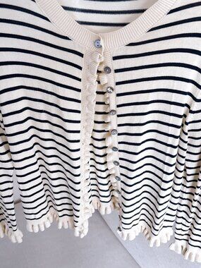 99% NEW ZARA TOP, SIZE M
